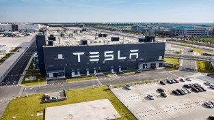 "테슬라, 美 생산 전기차에 중국산 부품 전면 배제 추진"