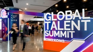 홍콩, 해외 인재 채용 비율 25%에 불과