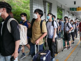 홍콩으로 몰려가는 중국 학생…홍콩 공립대 유학생 70% 넘어서