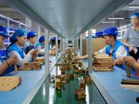中 6월 제조업 PMI 49.7…미중 관세전쟁 휴전에도 석달째 '수축'