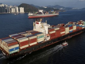 [홍콩뉴스] 'AI 열풍' 3월 수출 35.8% 폭등, 예상치 3배 상회