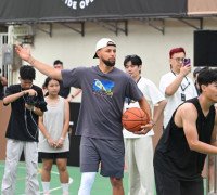 [홍콩교육] NBA 슈퍼스타 스티븐 커리가 학생들에게 건넨 뜻밖의 이야기