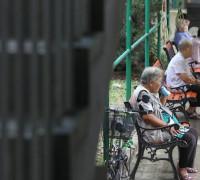 [홍콩뉴스] 홍콩, 노인 가구 케어링 연령 80세 미만도 포함할 예정...빅데이터 활용 위험 식별