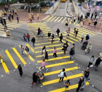 홍콩, 보행자 편의 위해 '대각선 횡단보도' 15곳 추가 설치
